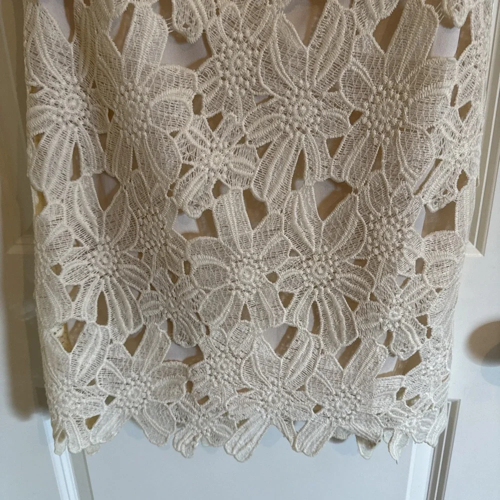 White Floral Lace Mini Dress Moon Size Medium Boho Cottage Core - Picture 3 of 7